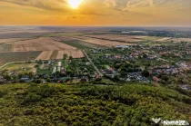 Teren în Miniș, pe deal, 1.150 mp, front 26 m, Drumul Vinului