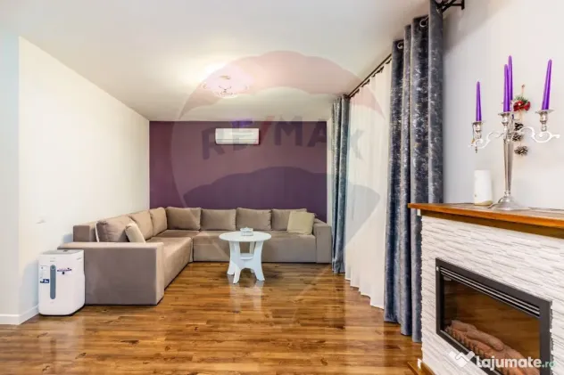 Apartament cu 2 camere si curte proprie de vânzare în z...