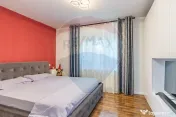 Apartament cu 2 camere si curte proprie de vânzare în z...
