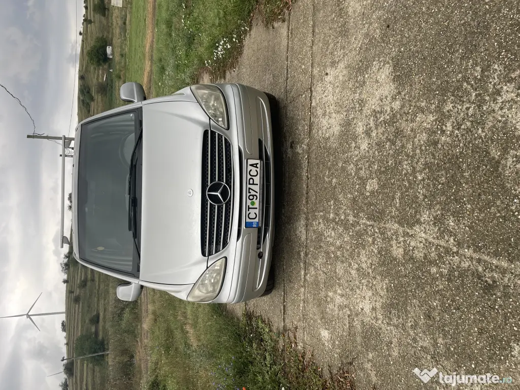 Vând Mercedes Vito