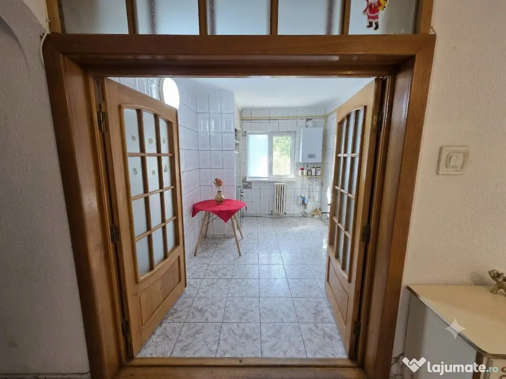 Apartament 3 Camere Piata Unirii 83 mp | Bloc Tip Vilă cu Parcare