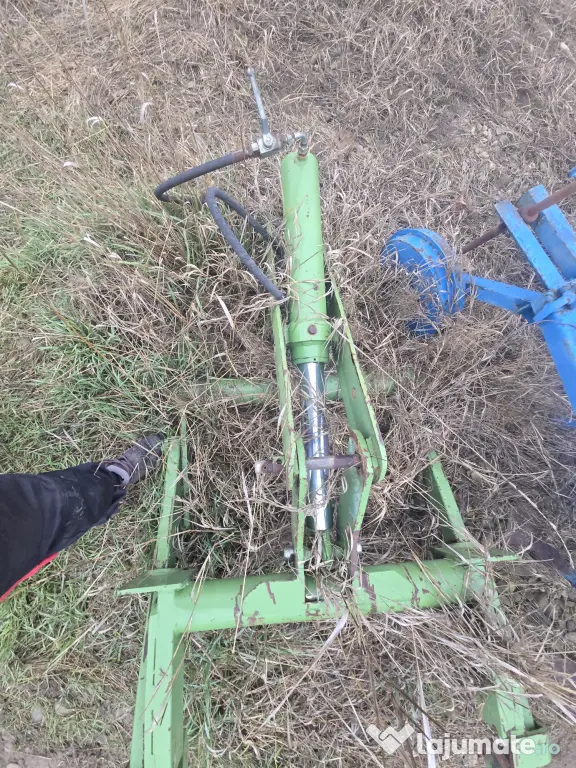 Freza 2,5m Vogel Noot + Freza 4m Rabewerk dotate cu jug de prindere hidraulic