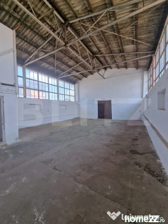 Hală industrială, 306 mp utili, 240 mp, zona Șcheia - Suceava (Suceava)