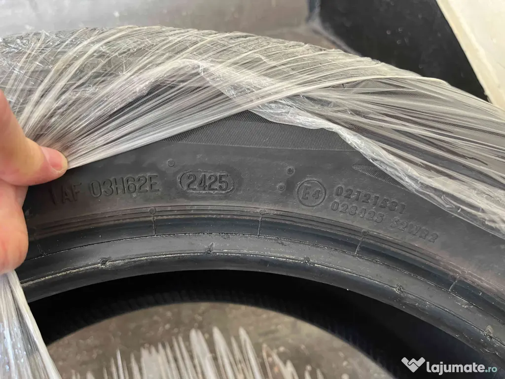 Vand set 4 anvelope de vara Continental 235/55 R18 104 XL