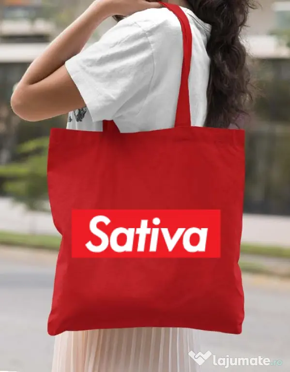 Sacosa din panza Sativa Rosu