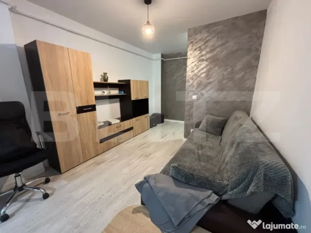 Apartament 2 camere, 57 mp total, loc de parcare, Popas Pacu