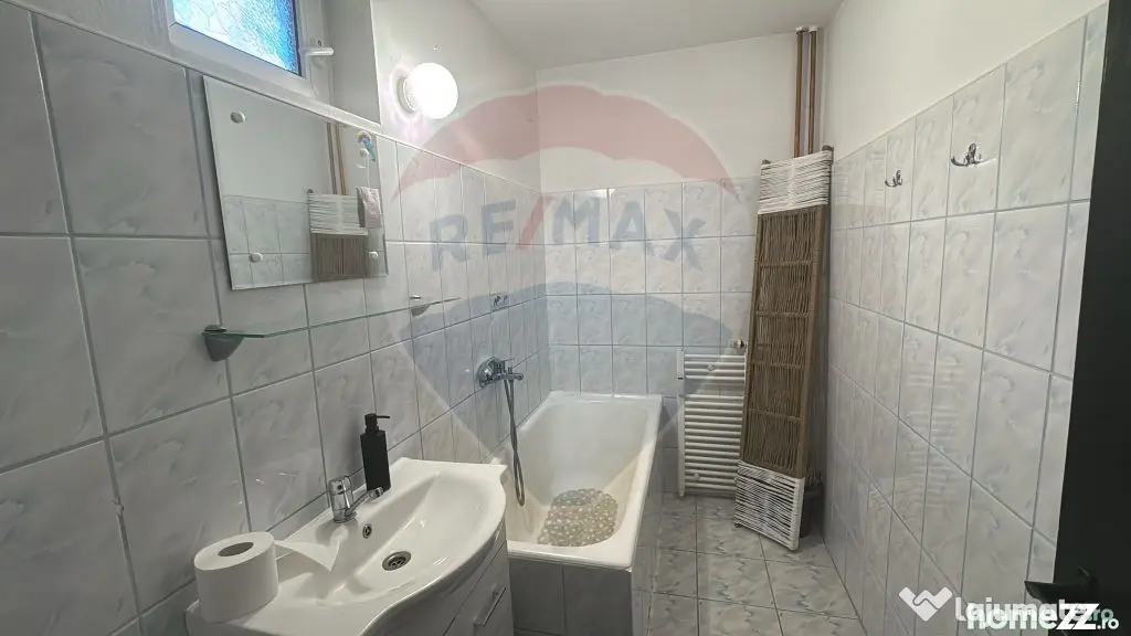 Apartament cu 2 camere de vânzare - Str. Sovata