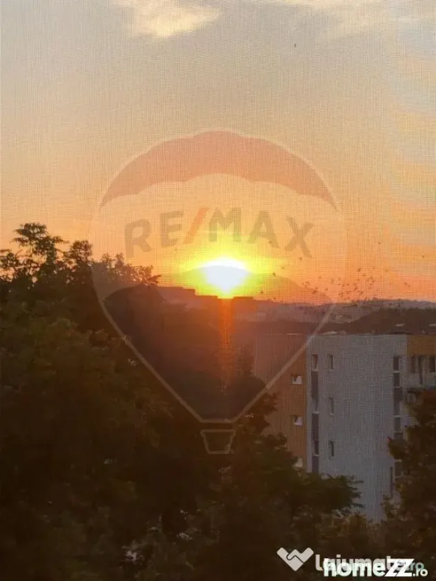 Apartament cu 2 camere de vânzare - Str. Sovata