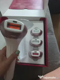 Epilator IPL Philips Lumea Seria 9900 BRI977/00