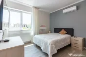 Casă / Vilă de vanzare cu 14 camere, 14 bai, teren 650 ...