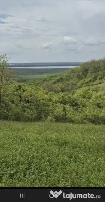 Vând teren ,panoramă deosebită, zonă Călinești -Vrănești, la 12 km de Pitesti