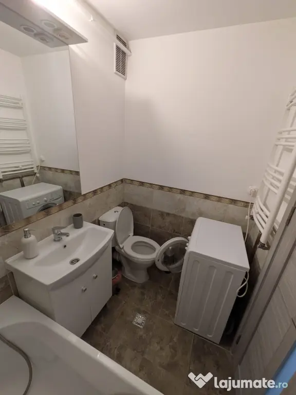Garsonieră decomandată de închiriat, Scriitorilor, complet mobilată și utilată