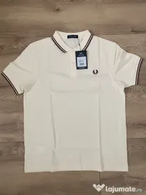 Tricou polo Fred Perry, crem, burgundy, disponibil M/L/XL, nou cu etichetă