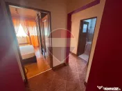 Apartament cu 3 camere de închiriat, în zona Ioșia-Nord 