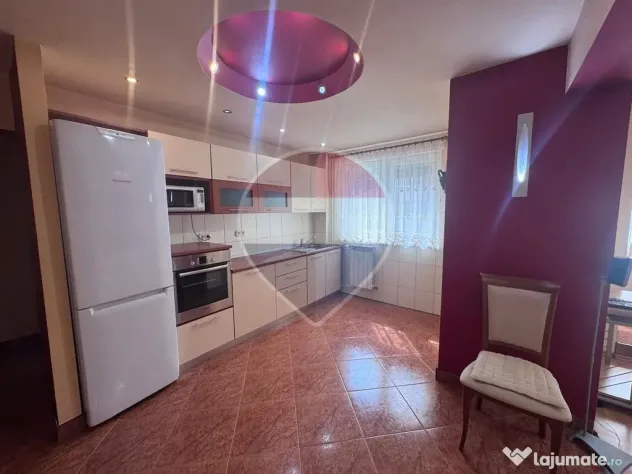 Apartament cu 3 camere de închiriat, în zona Ioșia-Nord