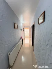 Casă P+1+M de vânzare, 5 camere, foișor, bucătărie de v 