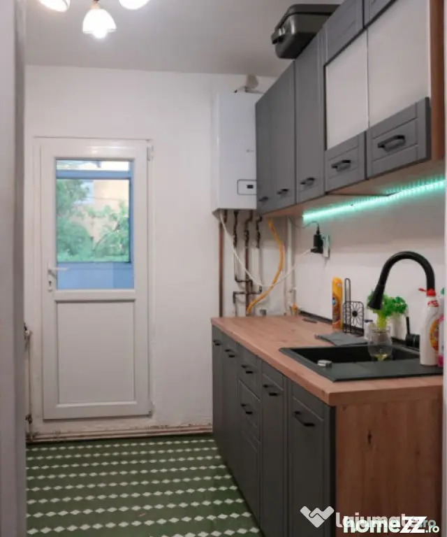 Apartament 2 decomandate, etaj 1 , Pelendava in 1 Mai - Craiova (Dolj)