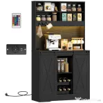 HOMCOM Bufet Înalt de Bucătărie Stil Rustic cu 2 Dulapuri, Suport pentru Sticle, Prize de Încărcare și Lumini LED, Negru