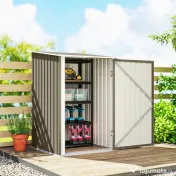 Outsunny Magazie de Grădină 0,92m² din Oțel Galvanizat, Depozit pentru Unelte cu Ușă Blocabilă, Acoperiș Înclinat, 100x104x160 cm, Maro și Alb | Aosom Romania