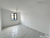 Casa noua de | 3 dormitoare | curte | parter 