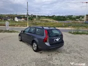 Volvo V50, an 2009, 1.6 motorina = rate cu buletinul 