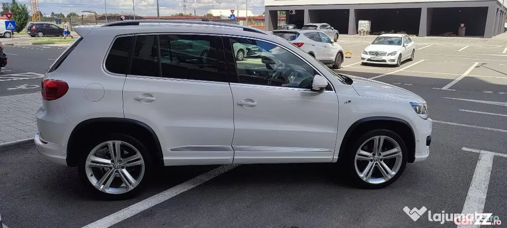 VW TIGUAN R-line original 4x4 an 2012 mot 2.0 tdi 170 cp