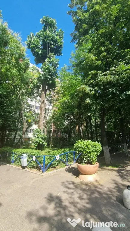Particular - vand apartament 3 camere / Bd Alex Obregia