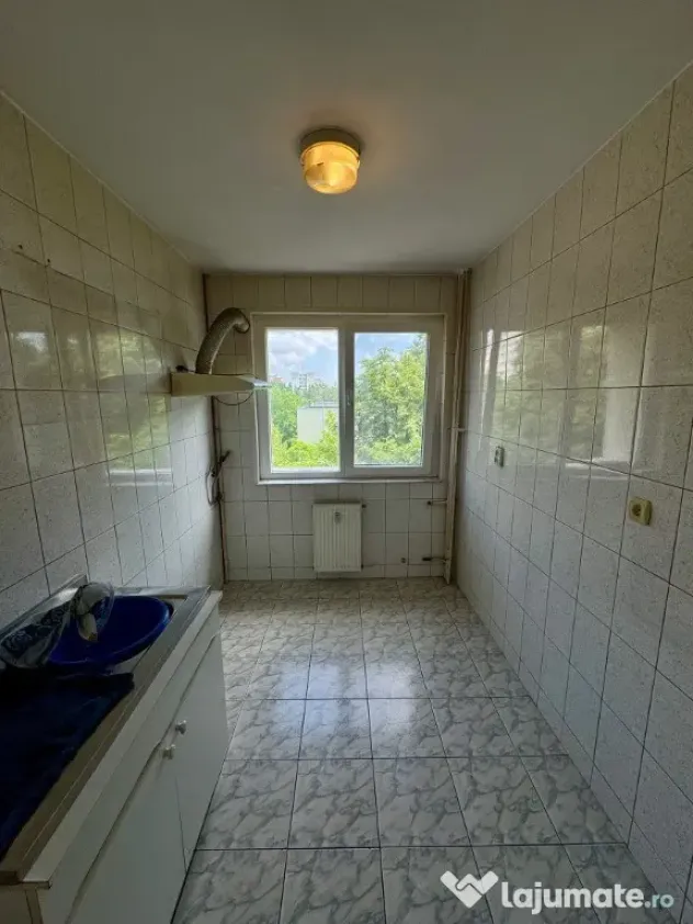 Particular - vand apartament 3 camere / Bd Alex Obregia
