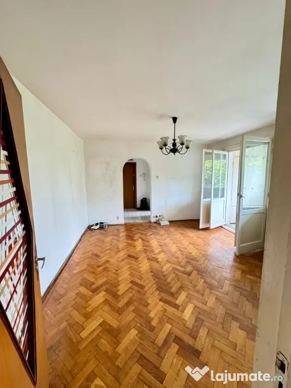 Particular - vand apartament 3 camere / Bd Alex Obregia