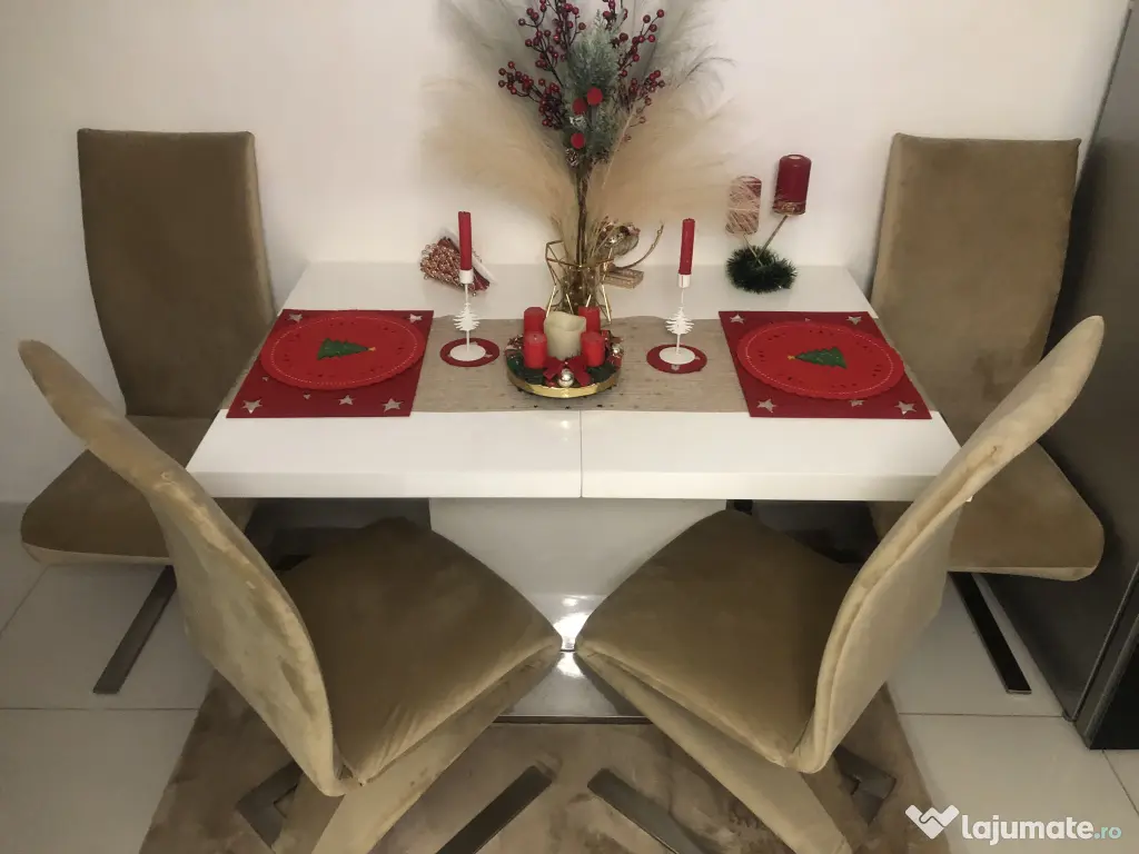 Masa extensibila cu 4 scaune tapitate