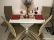 Masa extensibila cu 4 scaune tapitate