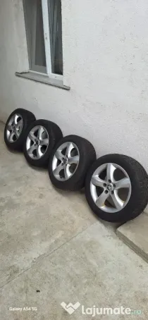 Vand 4 jante + anvelope de iarna Skoda Fabia