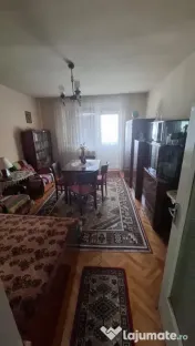 Apartament cu 3 camere in Ludus Dacia 