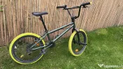 Bicicleta B'twin Wipe 500 20" BMX 