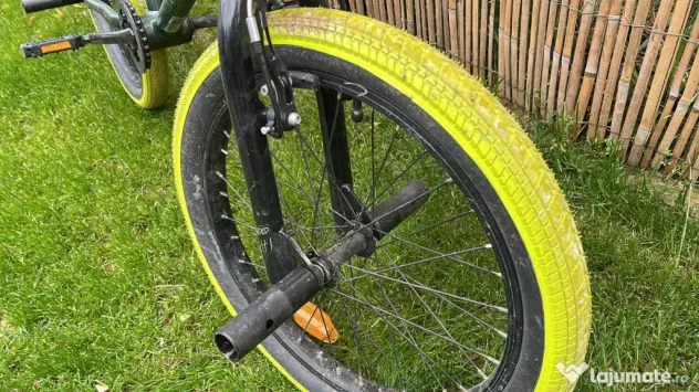 Bicicleta B'twin Wipe 500 20" BMX