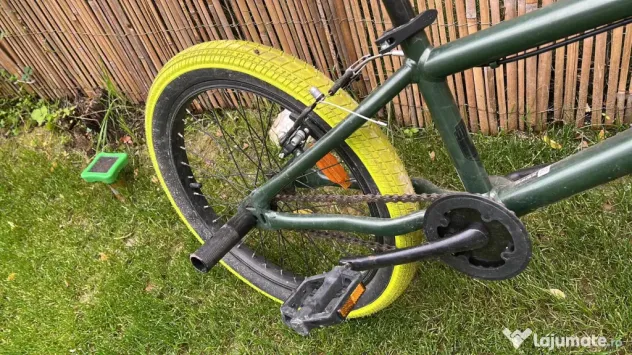 Bicicleta B'twin Wipe 500 20" BMX