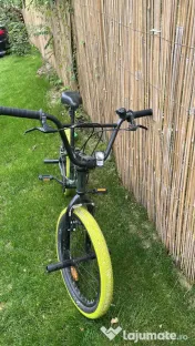 Bicicleta B'twin Wipe 500 20" BMX 
