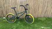 Bicicleta B'twin Wipe 500 20" BMX 
