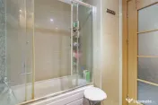 Apartament 3 camere -Cosmopolis Faza 1 cu parcare disponi... 
