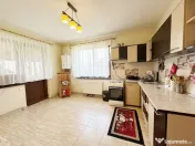 Inchiriere Casa pe parter 3 camere la 1,5 km de Lidl Trivale 