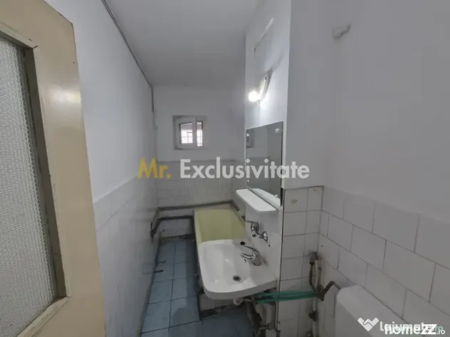 Spațiu comercial de închiriat- lângă spitalul Municip...