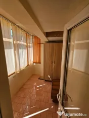 Apartament 2 camere, centru, etaj 2 
