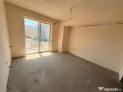 Apartament 2 camere semidecomandat zona Florilor 