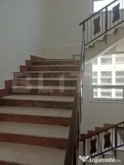 Cladire birouri de vanzare, P+2, 1000 mp, Suceava, zona Cent 
