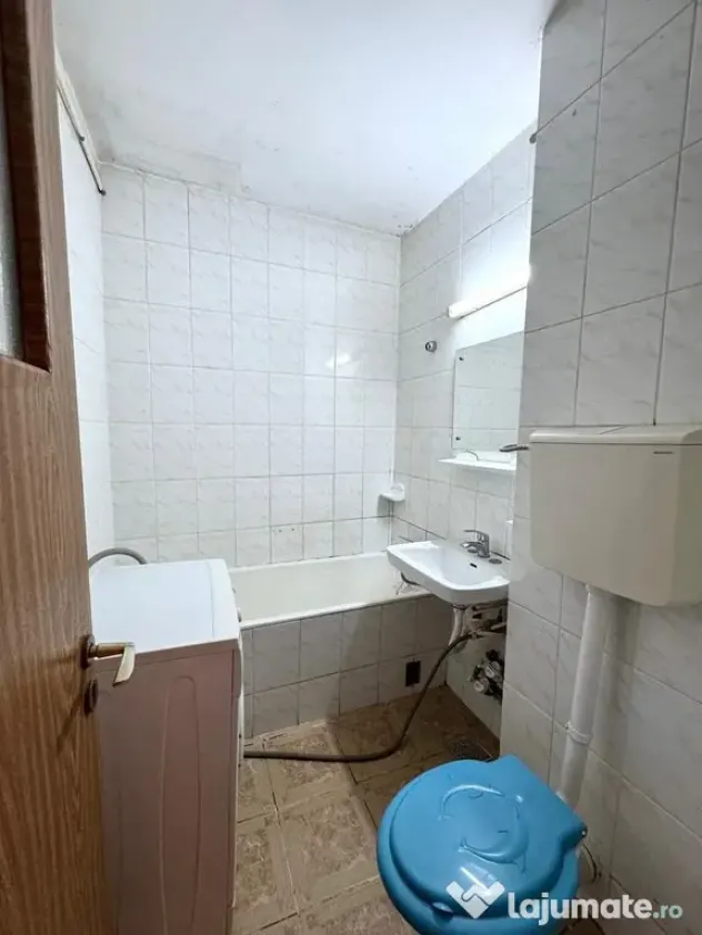 Garsonieră semidecomandată, vedere liberă, lângă Pla...