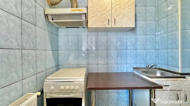Garsonieră semidecomandată, vedere liberă, lângă Pla...