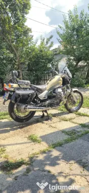 Moto Guzzi Nevada 750