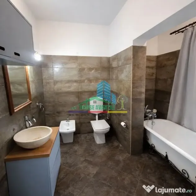 Vilă interbelică exclusivistă în centrul orașului Fo...