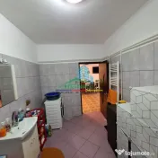 Casa în inima Focșaniului - liniște, confort și tot o... 