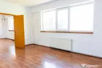 SPATIU COMERCIAL 160 MP // ZONA CENTRALA//CABINETE MEDICALE